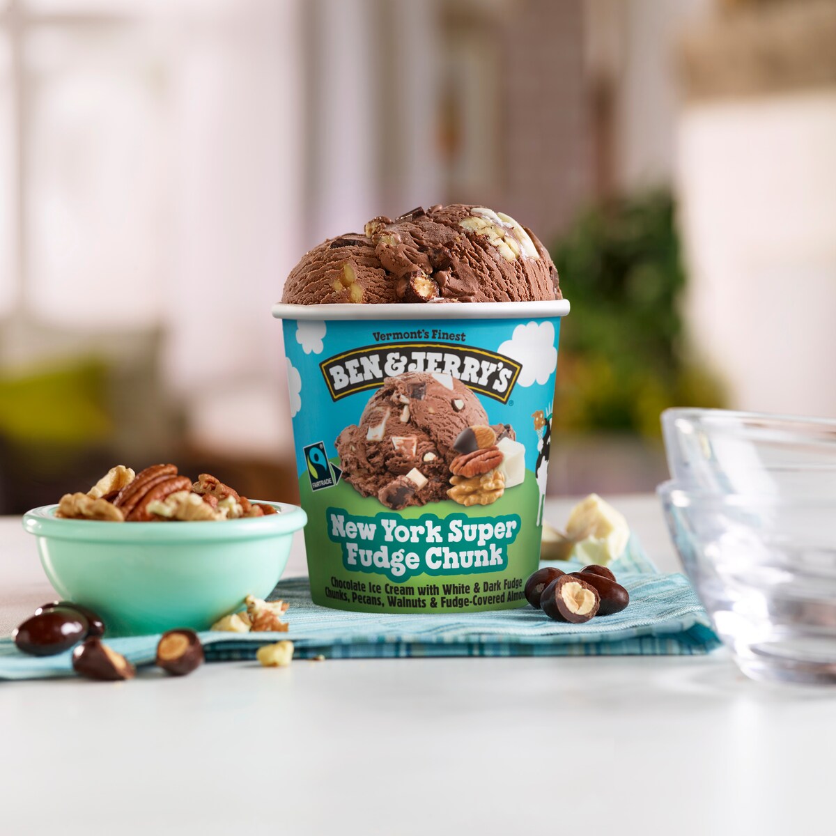 New York Super Fudge Chunk Ice Cream - Pint 5 / 5